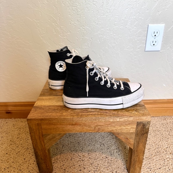 Chuck Taylor All Star Lift Platform Canvas in Black (Size 6) - Picture 4 of 6
